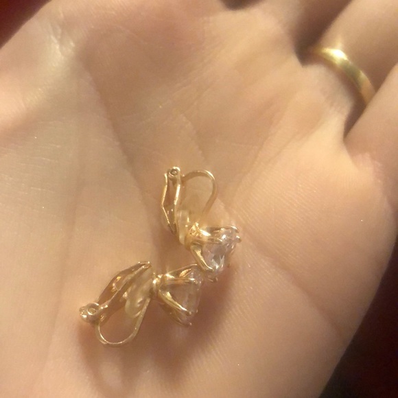 Clip on earrings - Picture 2 of 2